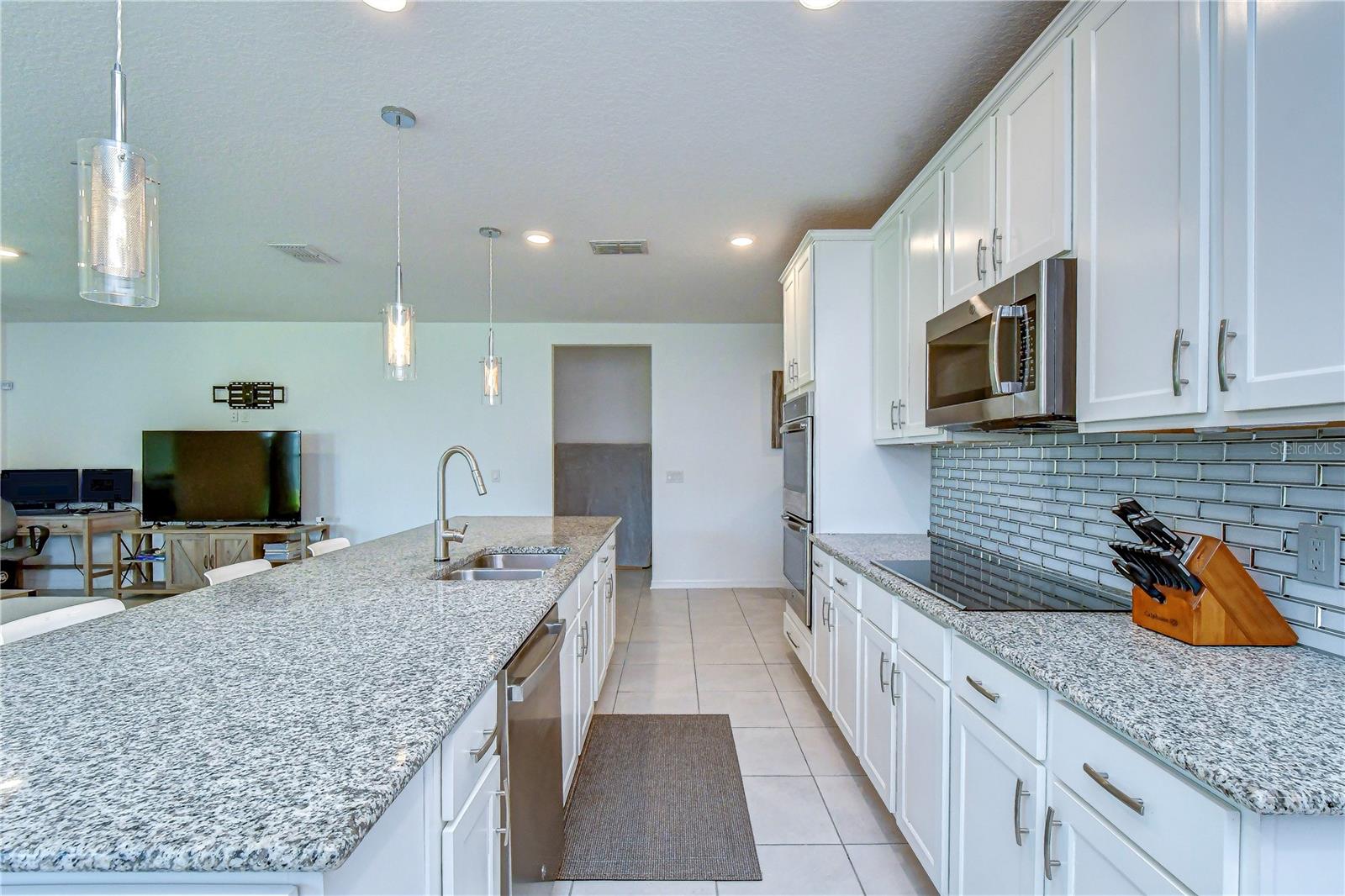 EPPERSON RANCH SOUTH PH 1E-2 - Residential