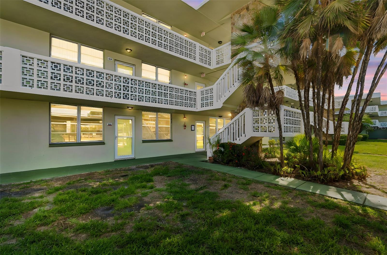 WINSTON PARK NORTHEAST - Residential