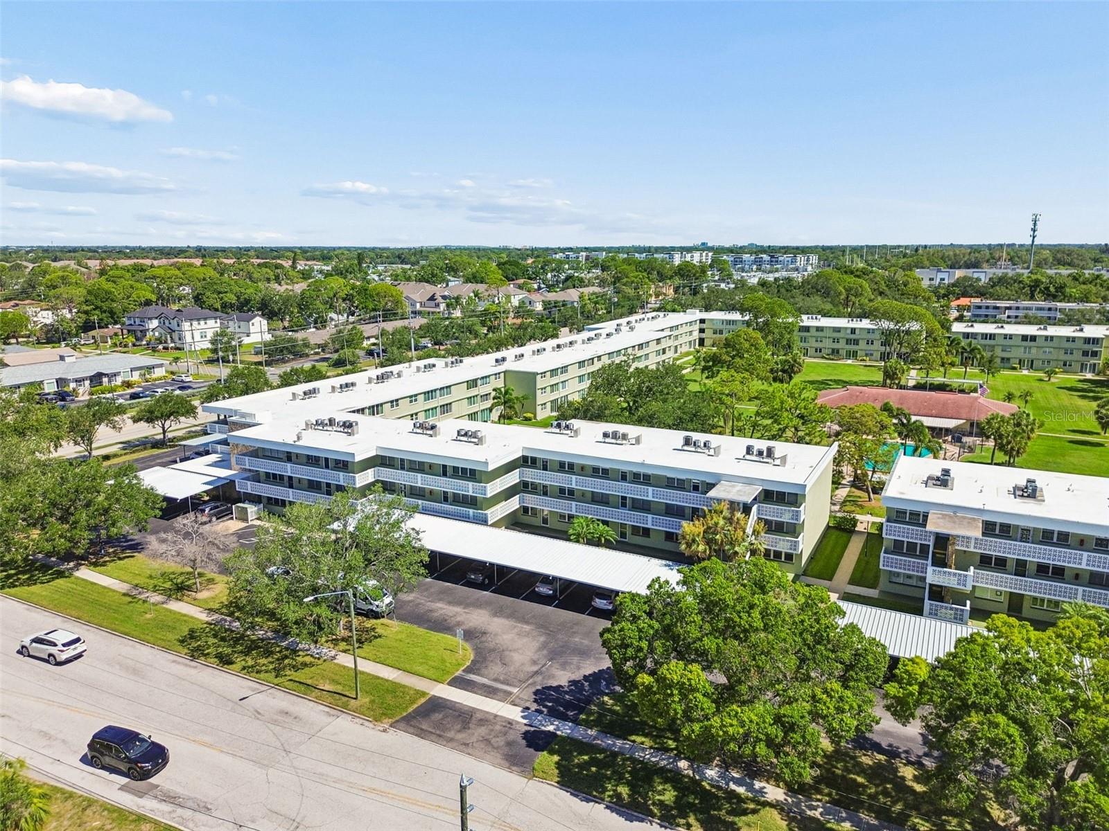 WINSTON PARK NORTHEAST - Residential