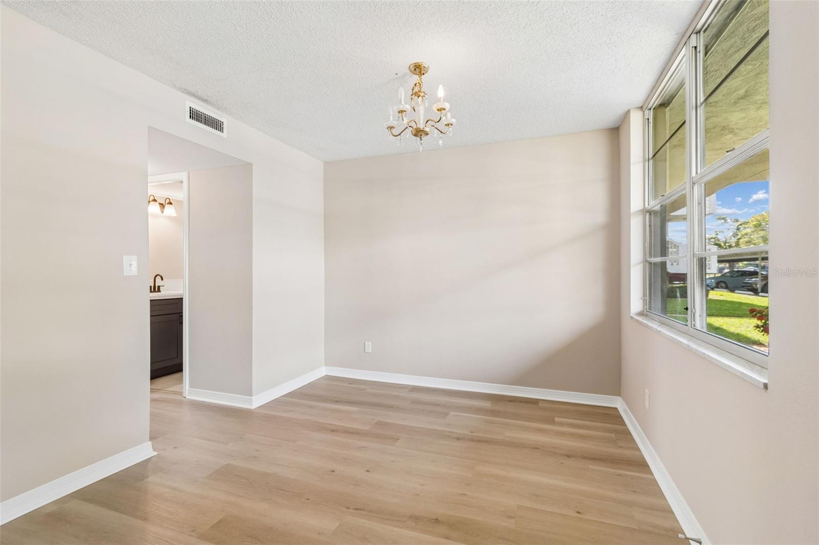 WINSTON PARK NORTHEAST - Residential