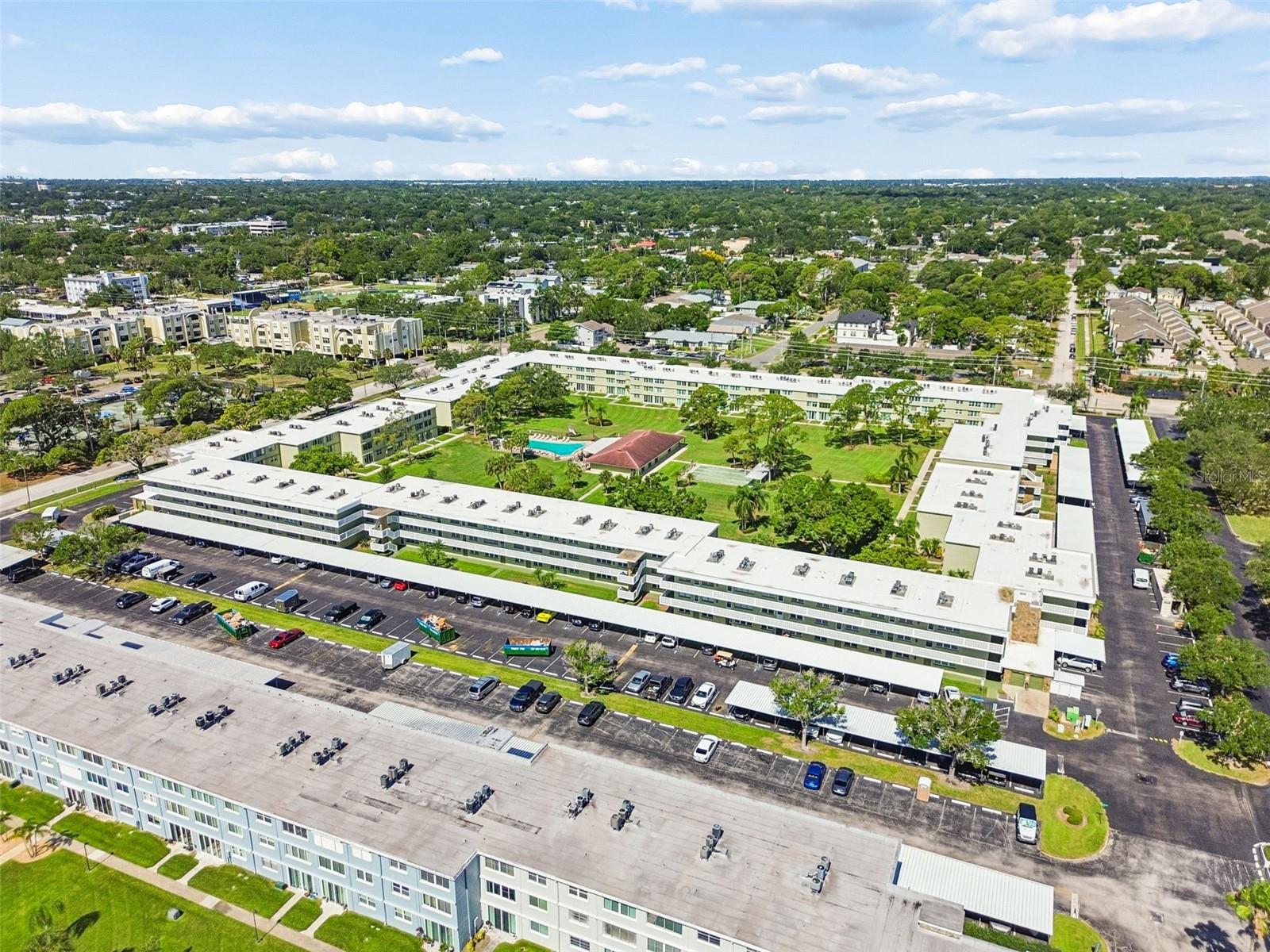 WINSTON PARK NORTHEAST - Residential