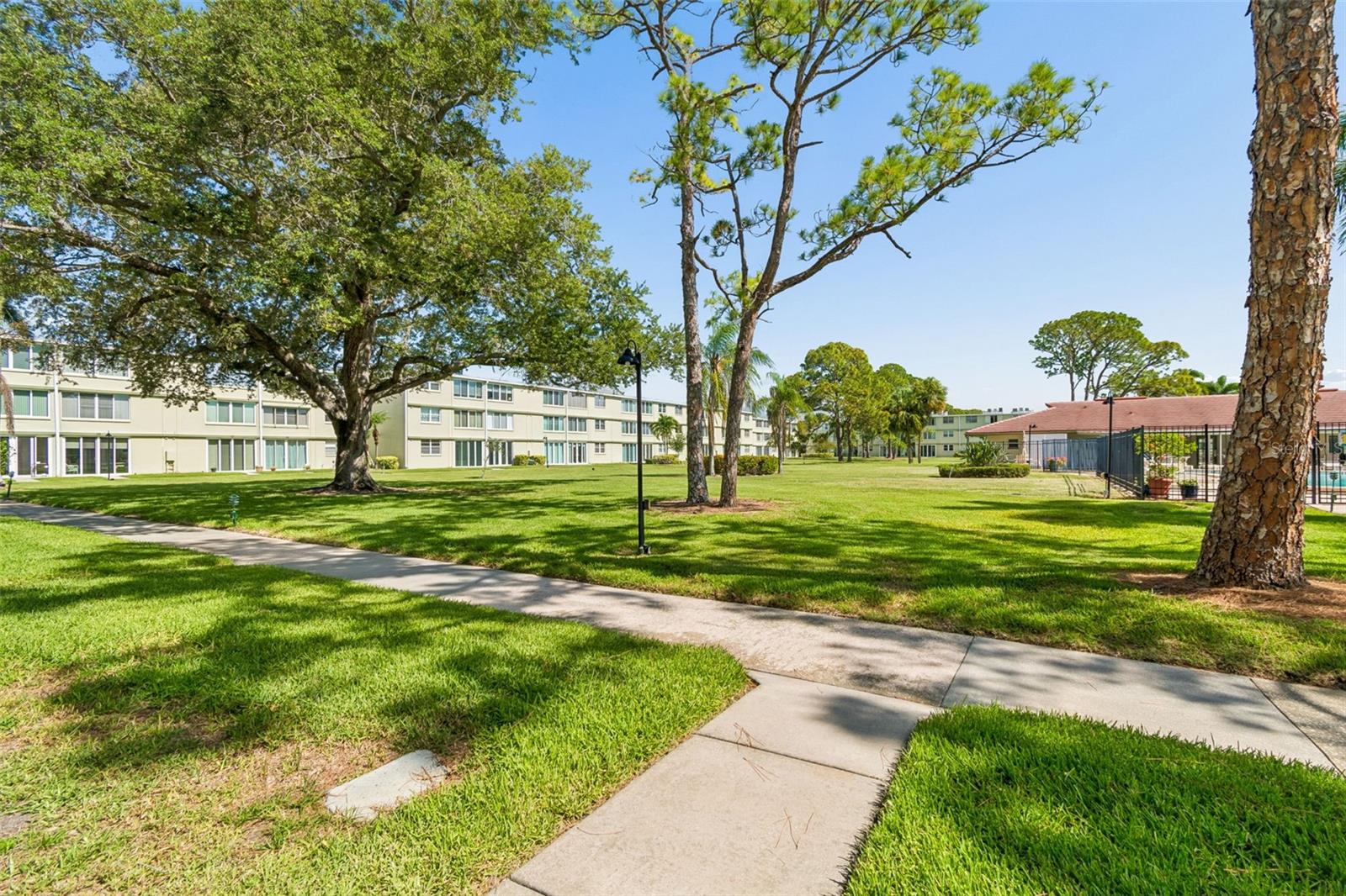 WINSTON PARK NORTHEAST - Residential