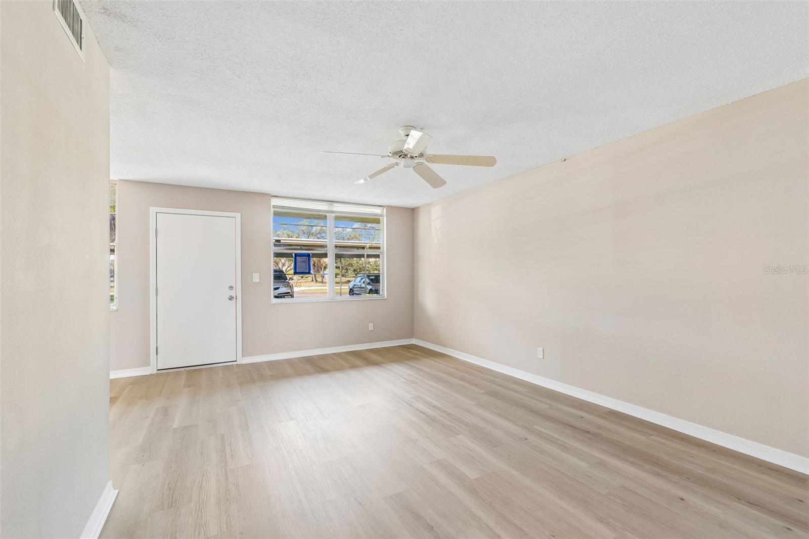 WINSTON PARK NORTHEAST - Residential