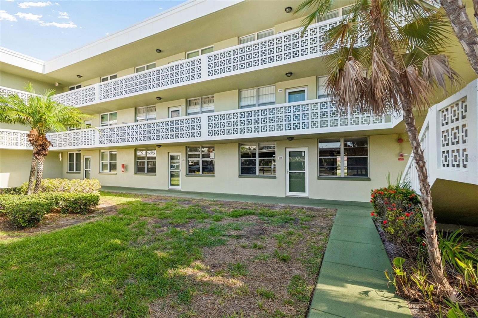 WINSTON PARK NORTHEAST - Residential