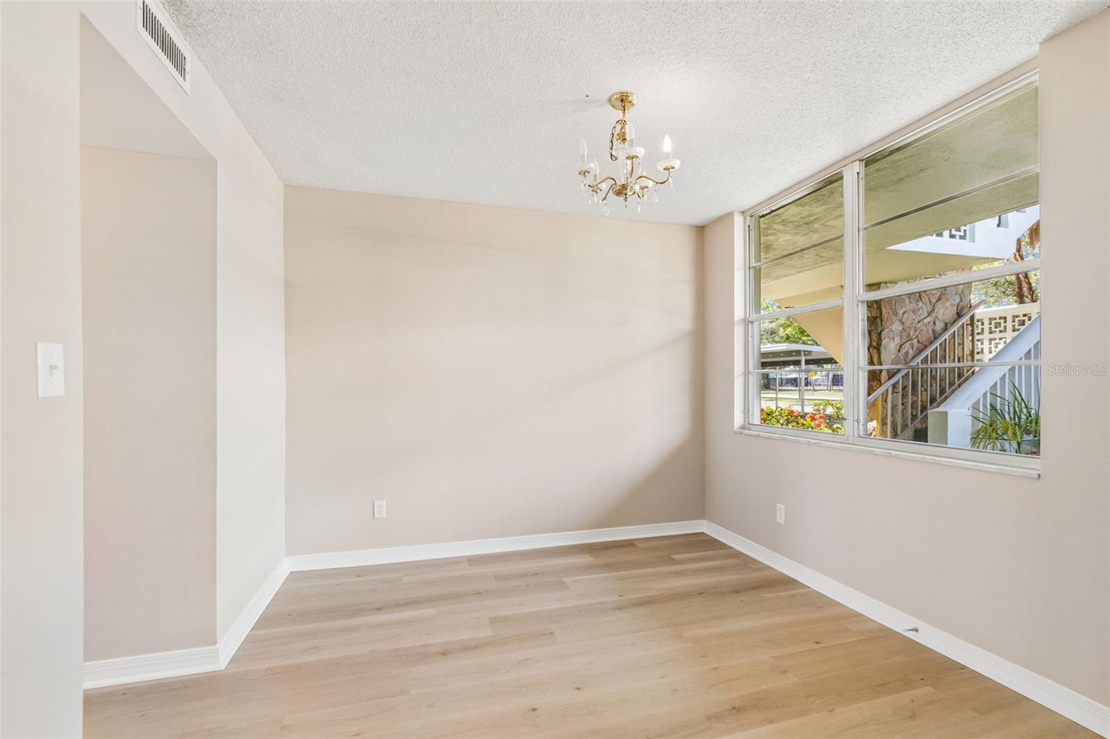WINSTON PARK NORTHEAST - Residential