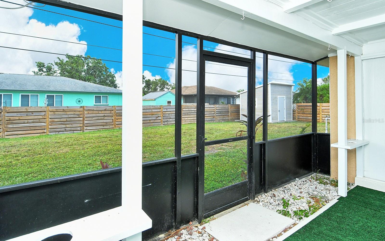 SOUTH VENICE - Residential