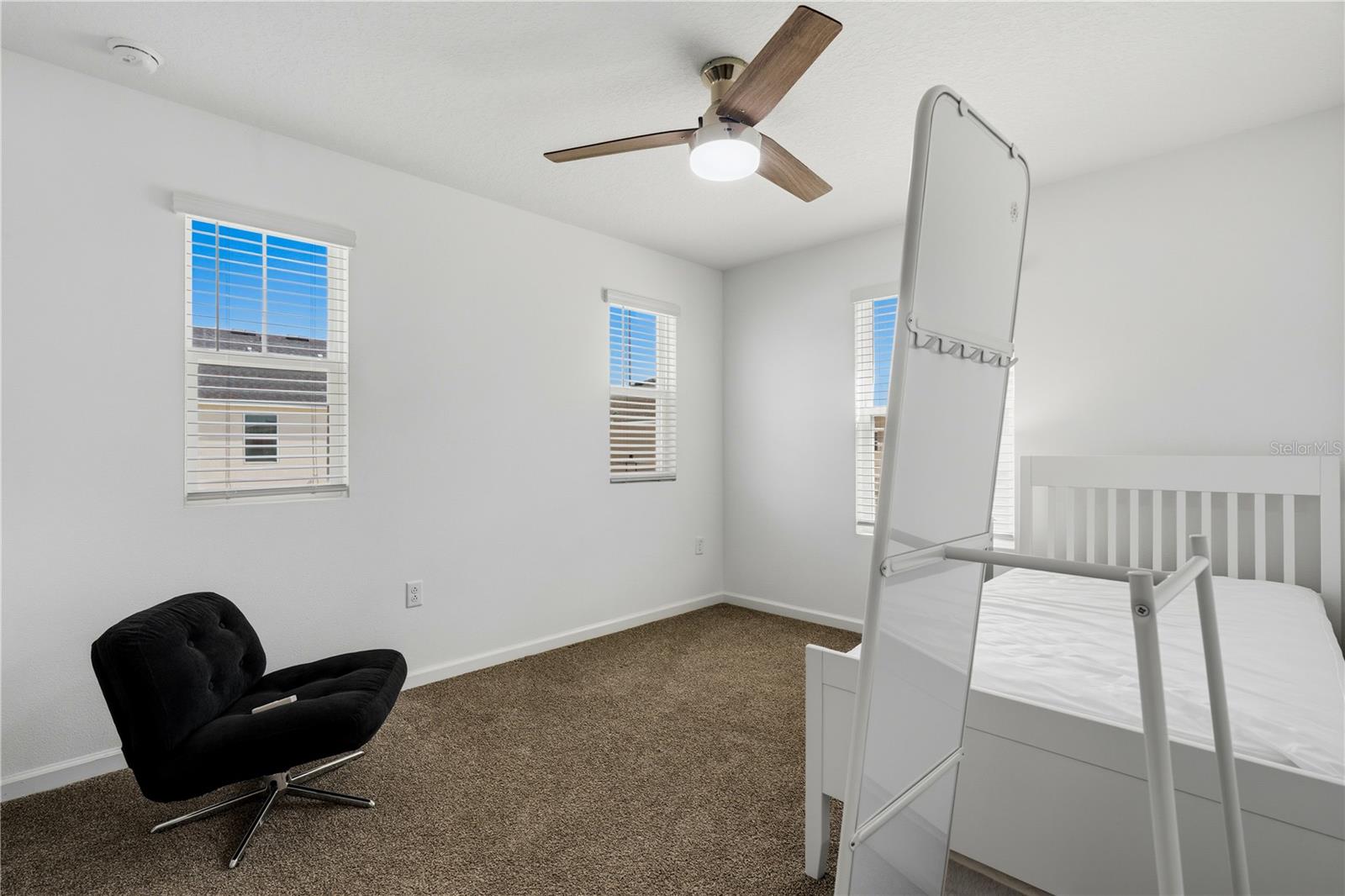 STARWOOD PHASE N-1C - Residential Lease