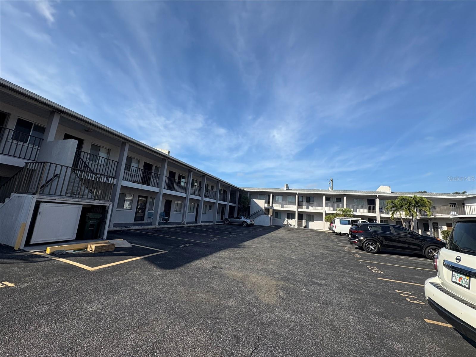 SOUTH GATE EAST - Residential