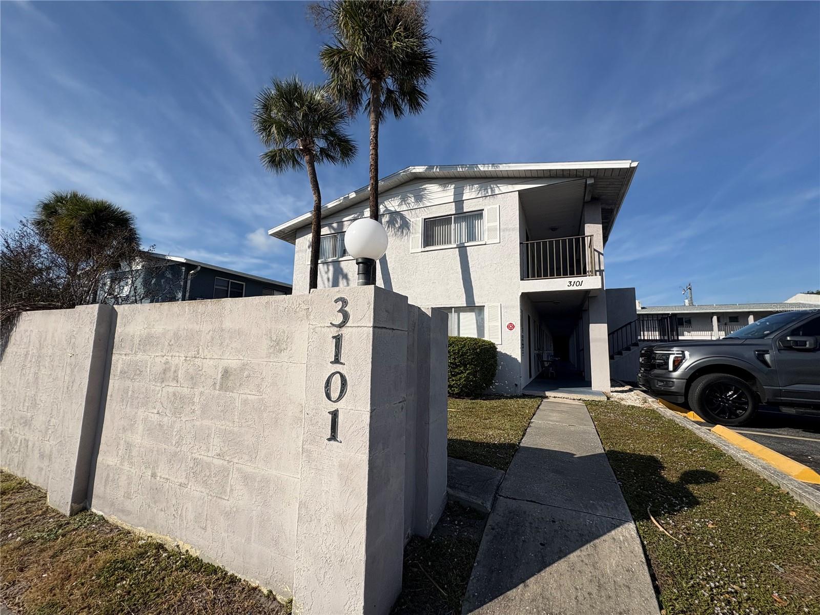 SOUTH GATE EAST - Residential
