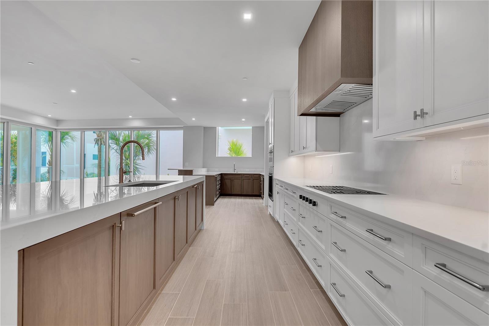 SUNSET BEACH - Residential