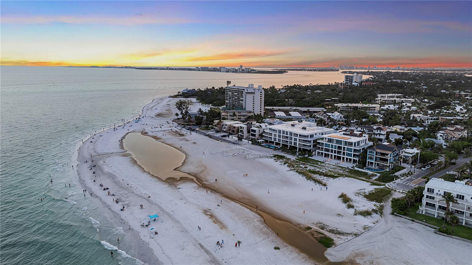 SUNSET BEACH - Residential