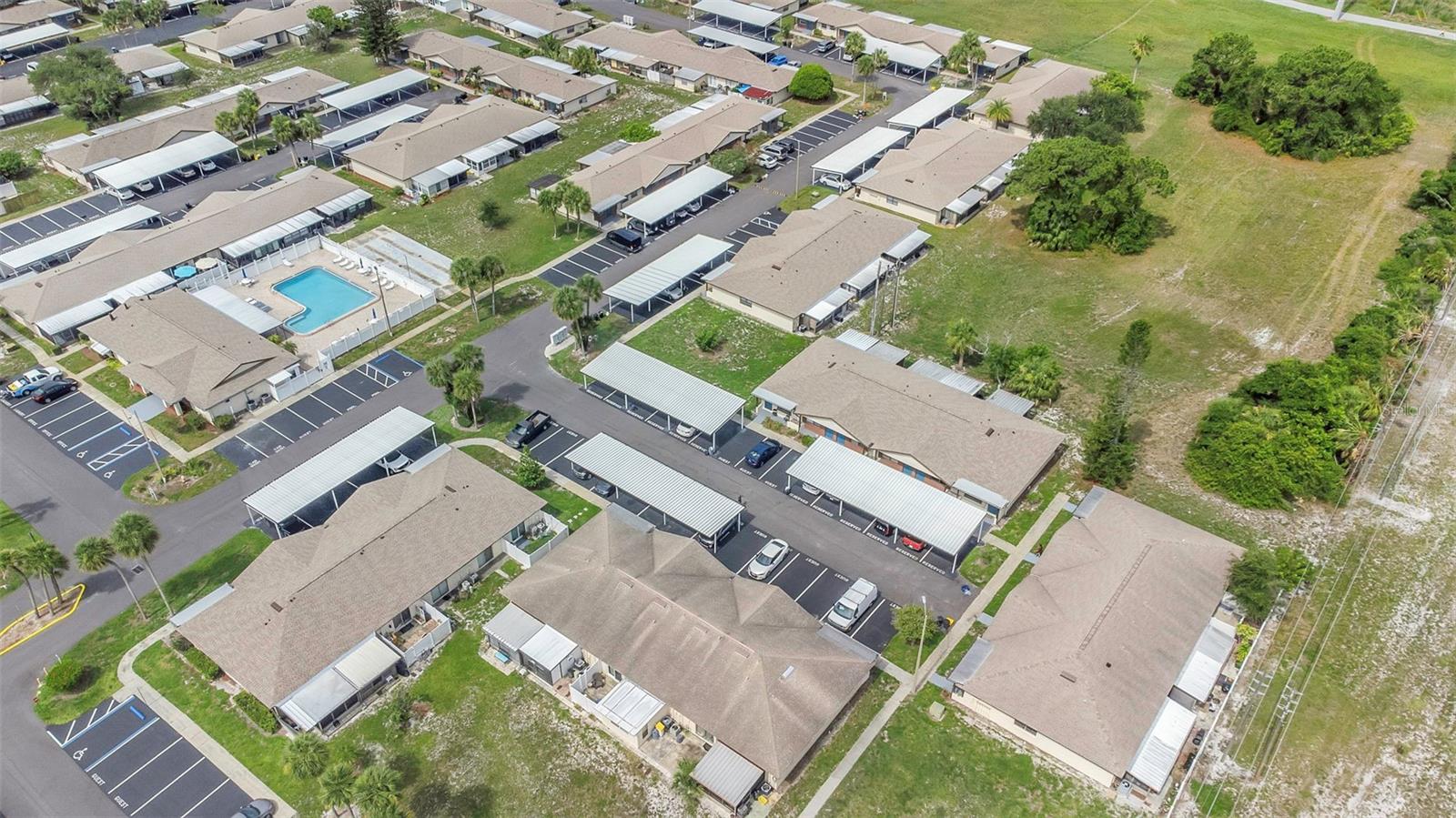 HILL CREST VILLAS - Residential