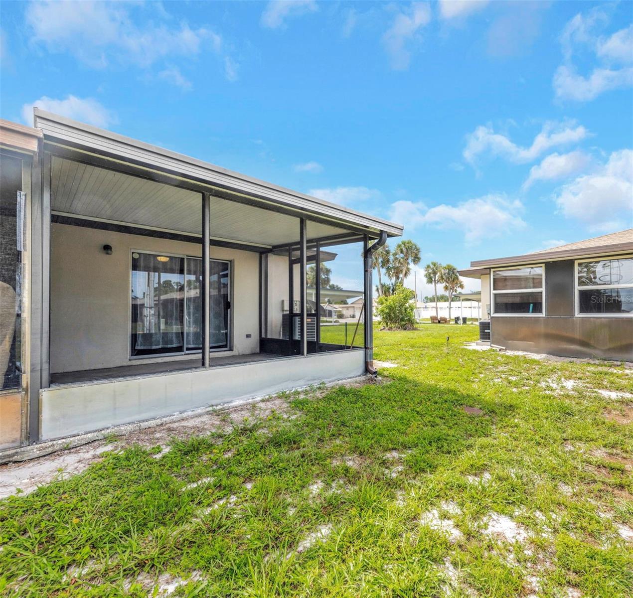 HILL CREST VILLAS - Residential