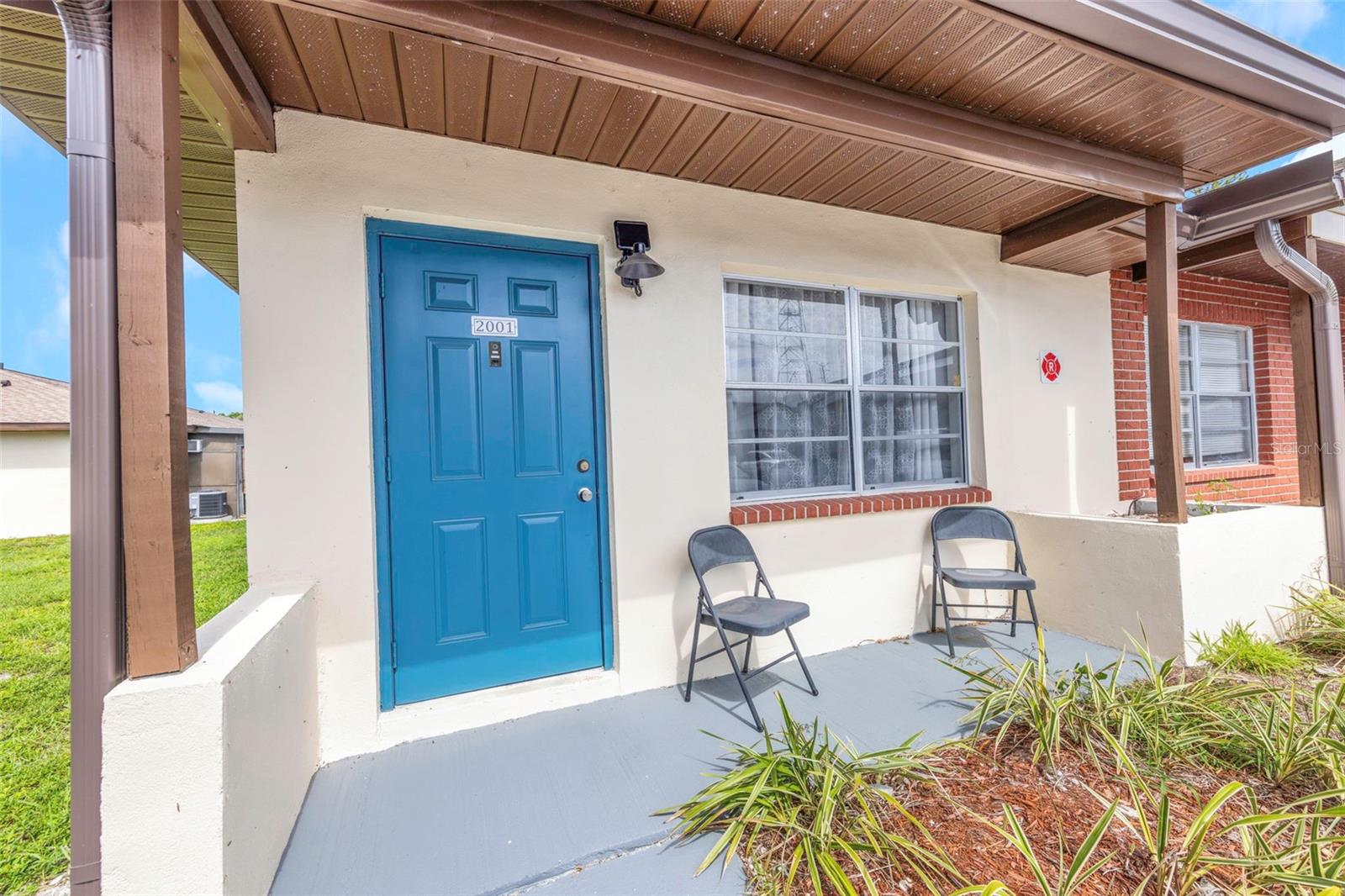 HILL CREST VILLAS - Residential