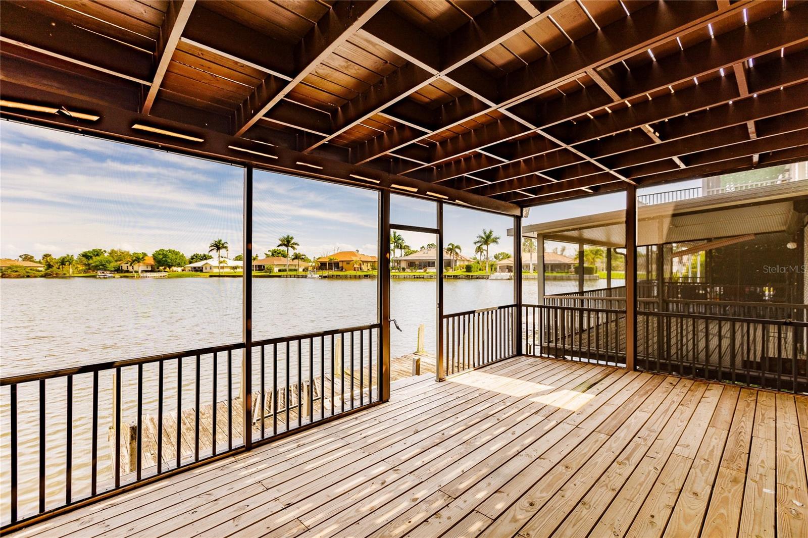 LAKE SUZY VILLAS - Residential