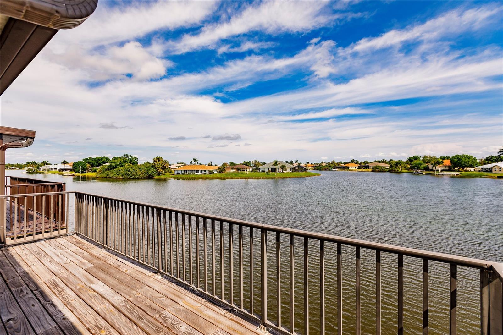 LAKE SUZY VILLAS - Residential