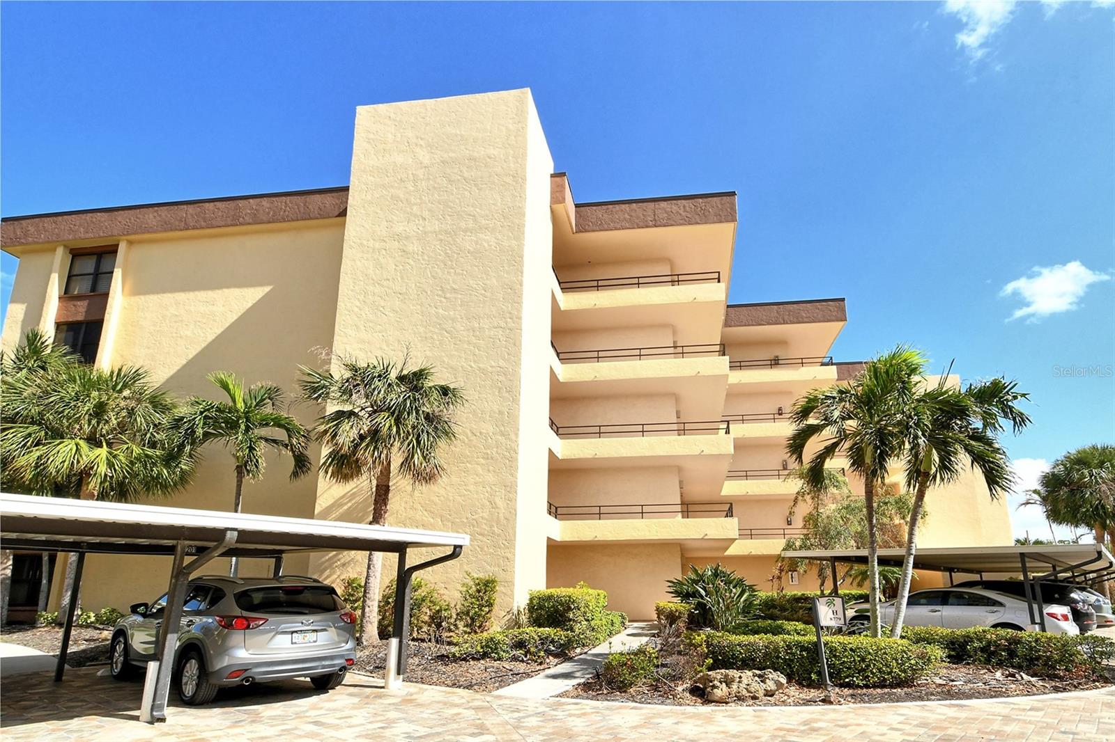 ISLAND REEF II PH 1 2 & 3 - Residential