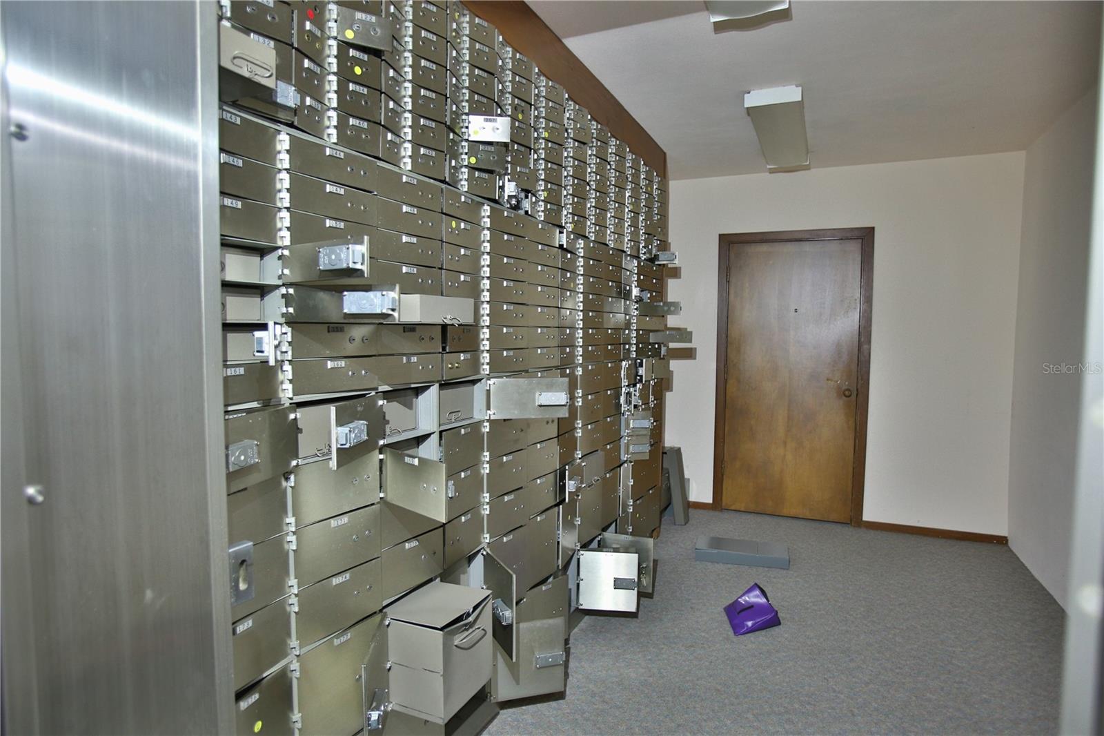 MONTEREY VILLAGE REV - Commercial Lease