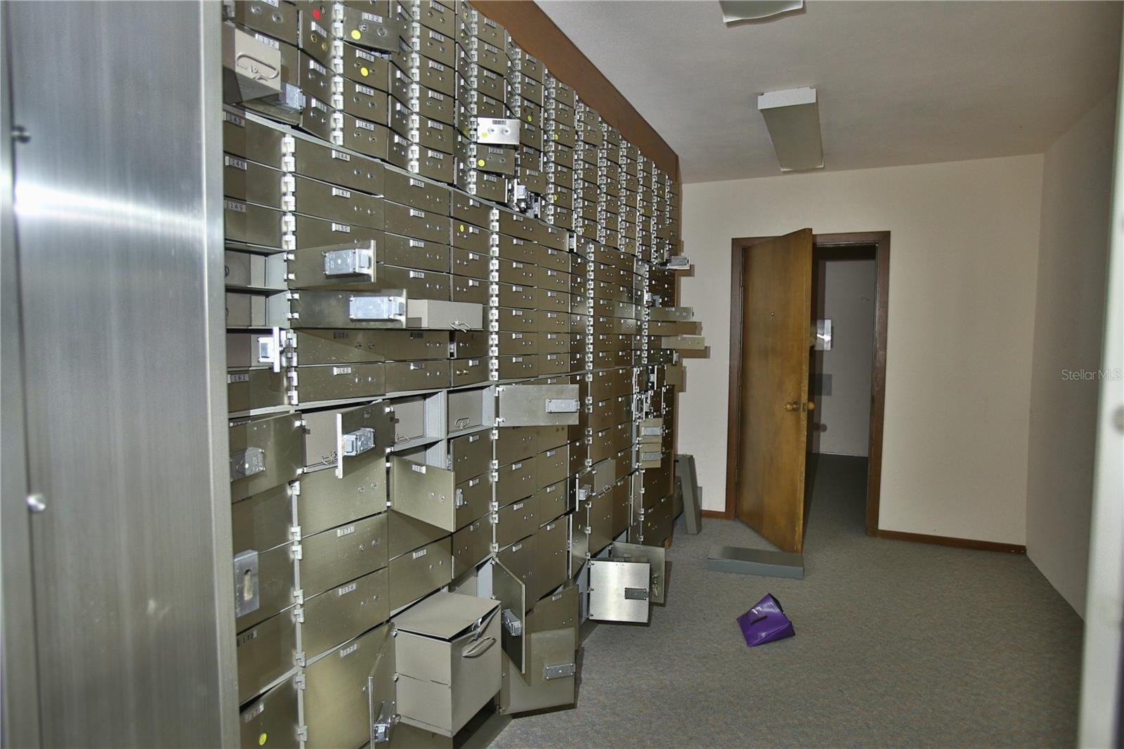 MONTEREY VILLAGE REV - Commercial Lease