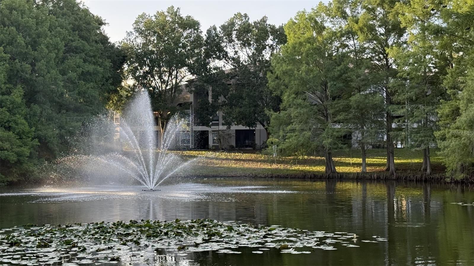 SAND LAKE PRIVATE RESIDENCES - Residential Lease