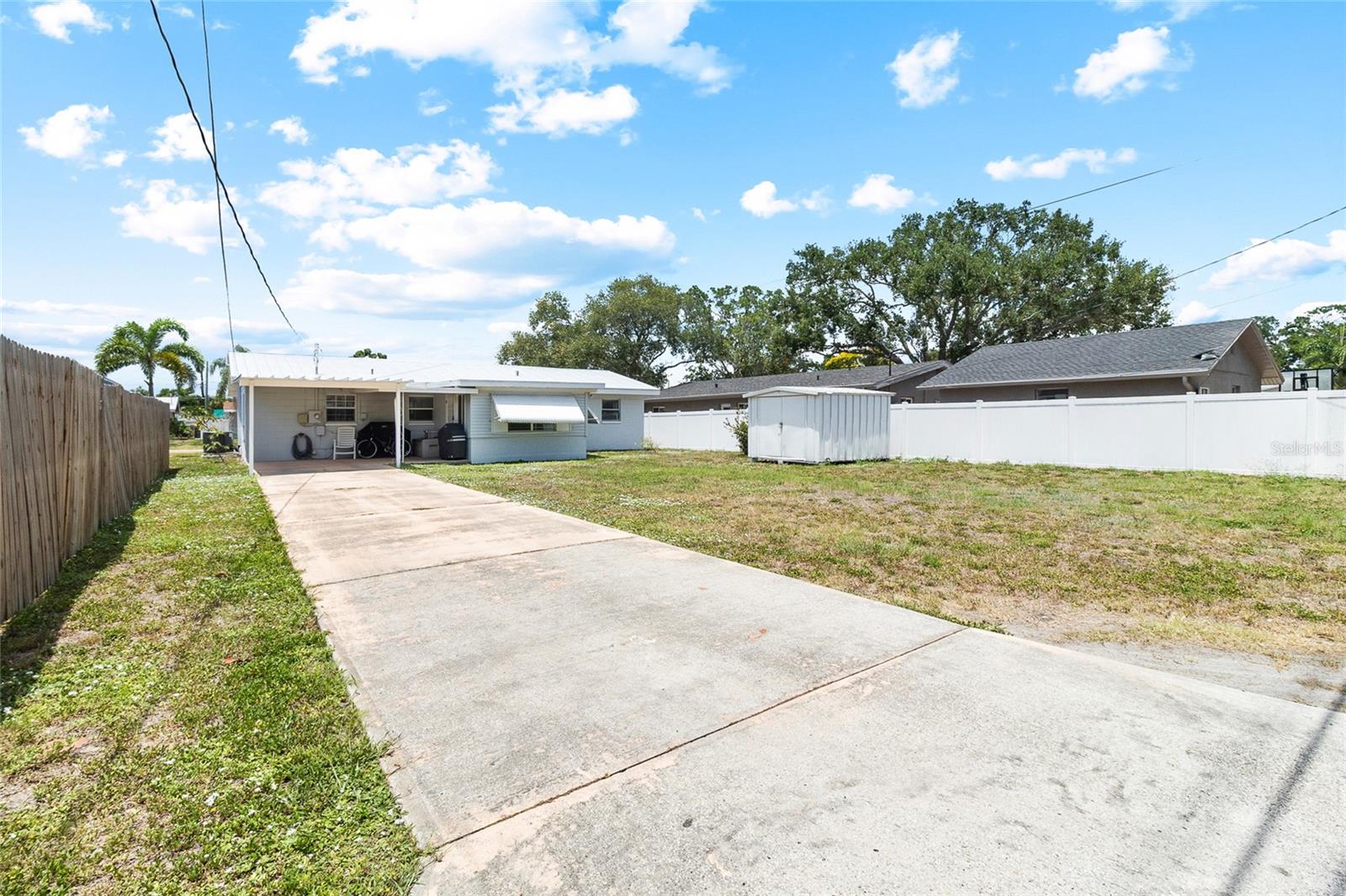 SNELL SHORES - Residential