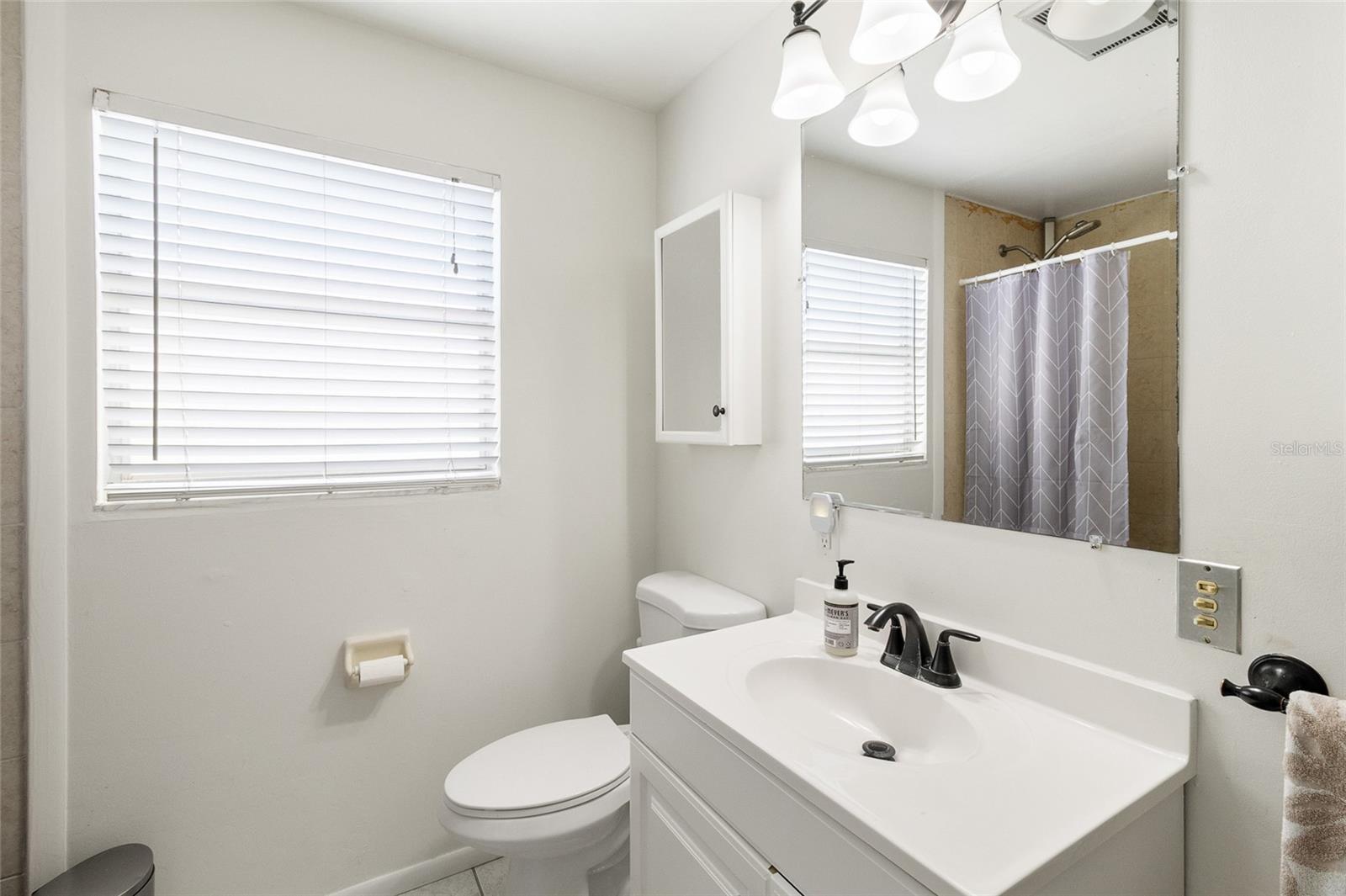 SNELL SHORES - Residential