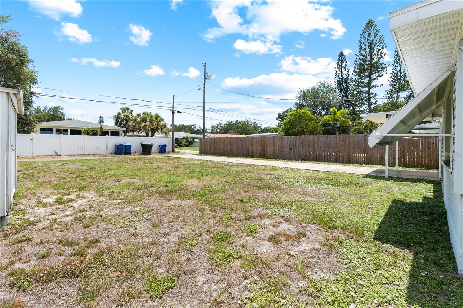 SNELL SHORES - Residential