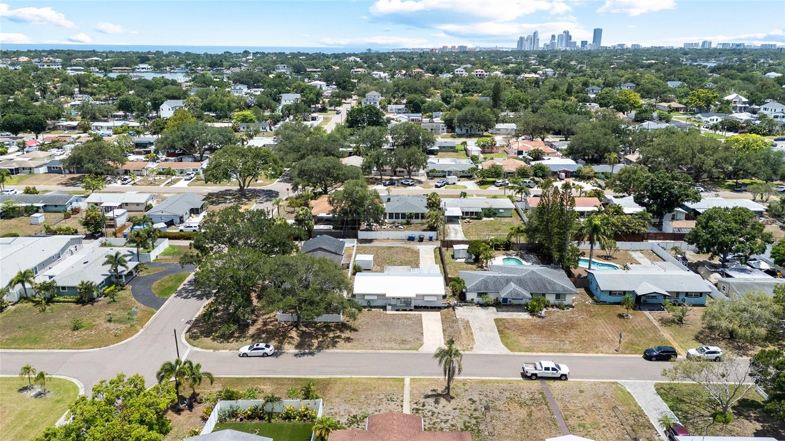 SNELL SHORES - Residential