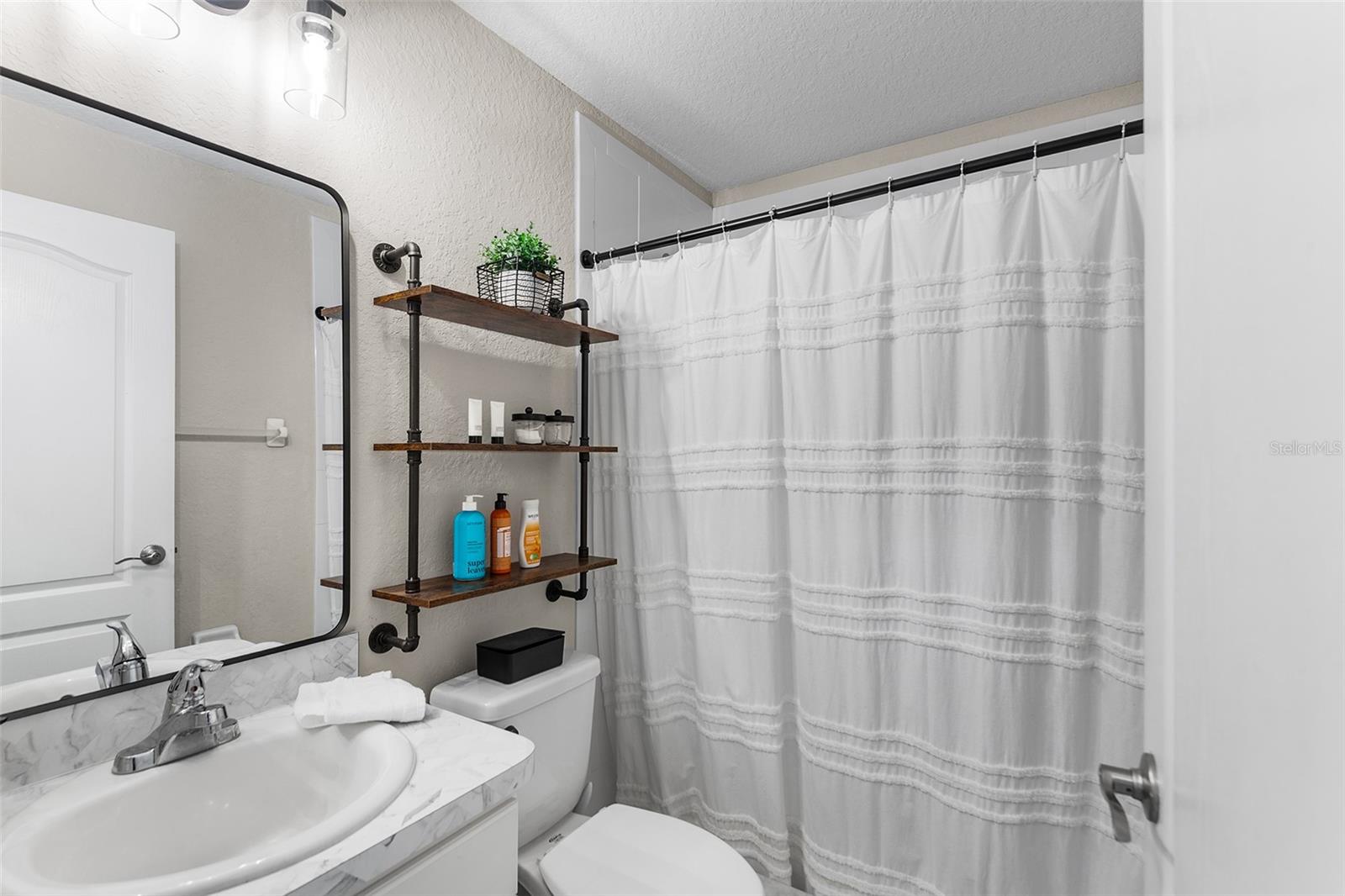LAKE MARIANA RESERVE PH 2 - Residential
