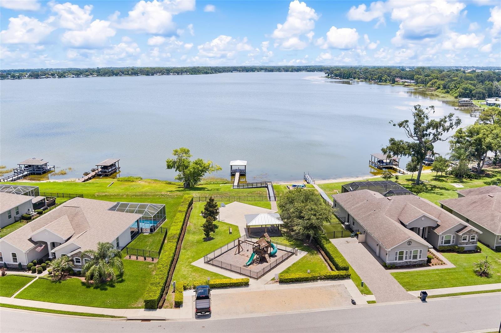 LAKE MARIANA RESERVE PH 2 - Residential