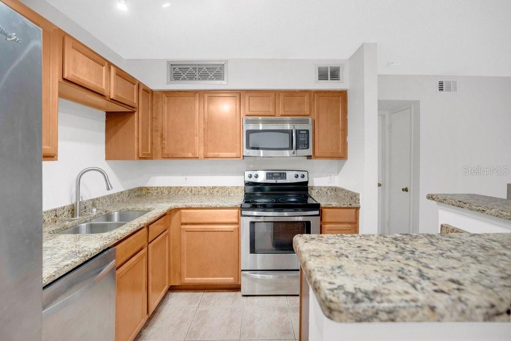LAKEWOOD PARK A CONDO - Residential