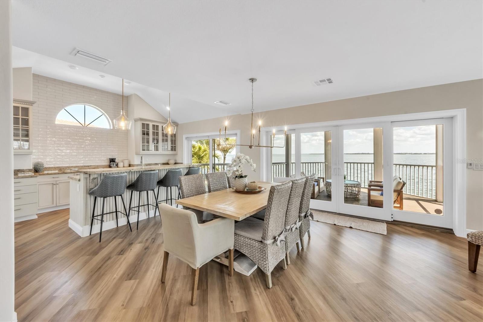 HOLMES BEACH 12TH UNIT - Residential