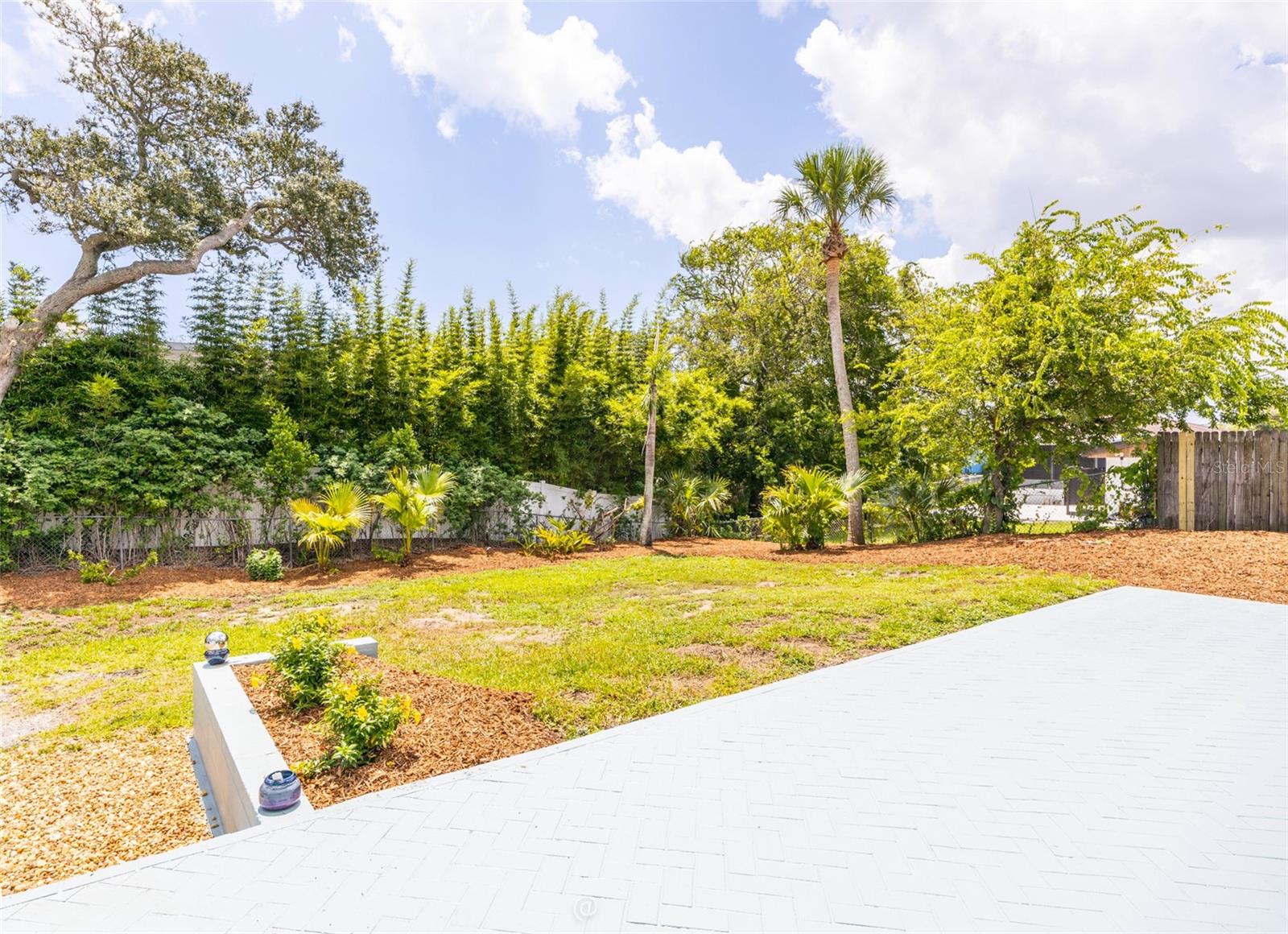EL PINO PARQUE - Residential