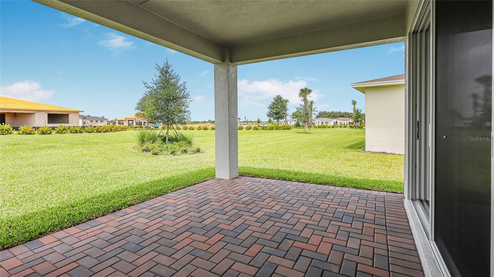 CRESSWIND AT LAKE HARRIS - Residential