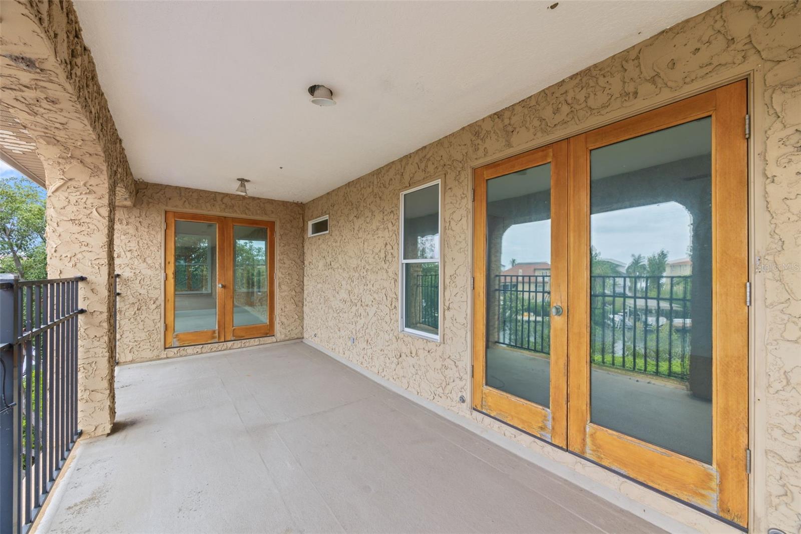 SYMPHONY ISLES UNIT TWO - Residential