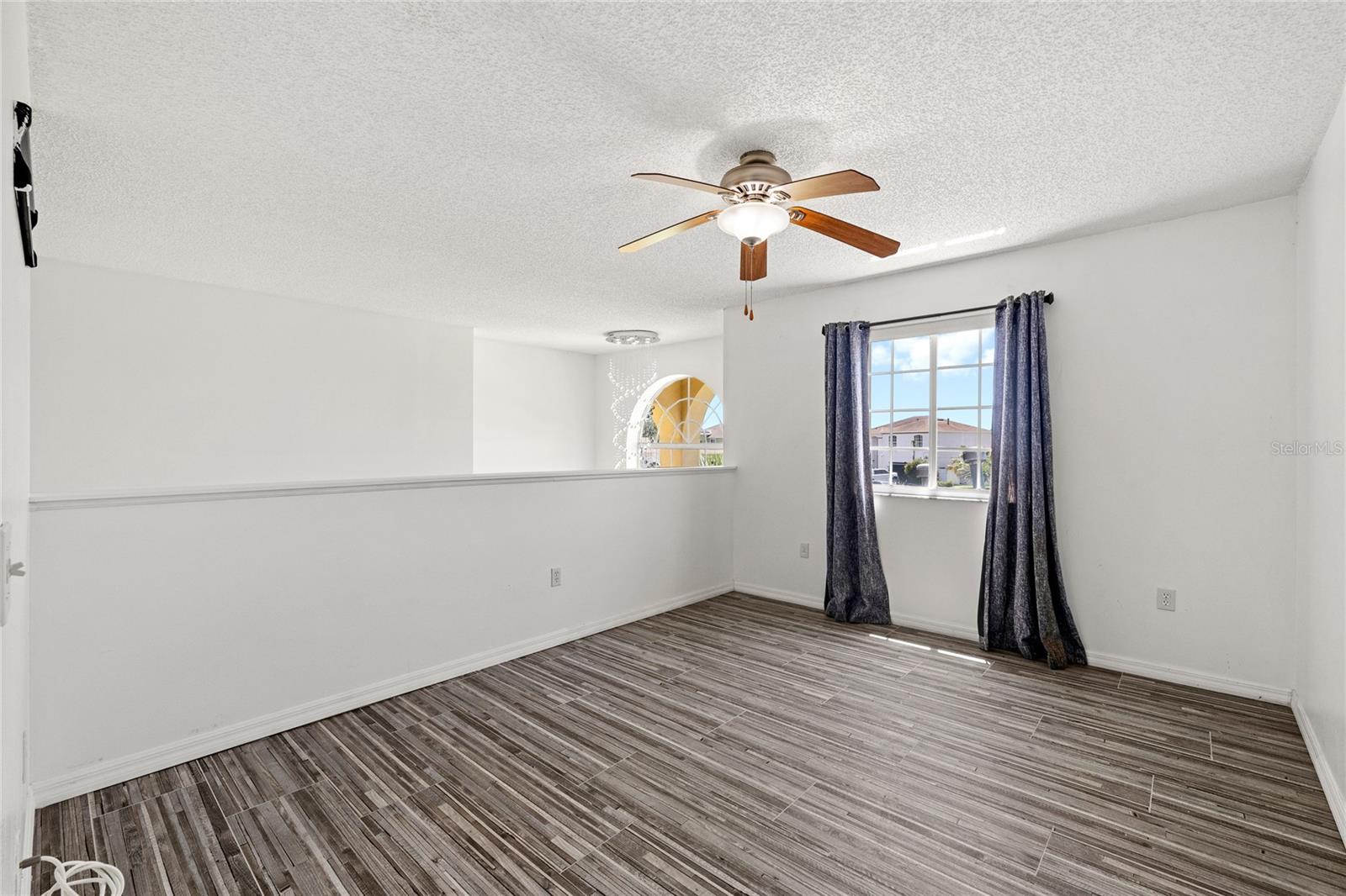 CALLA LILY COVE AT CRESCENT LAKE - Residential