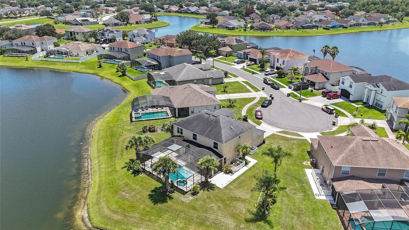 CALLA LILY COVE AT CRESCENT LAKE - Residential