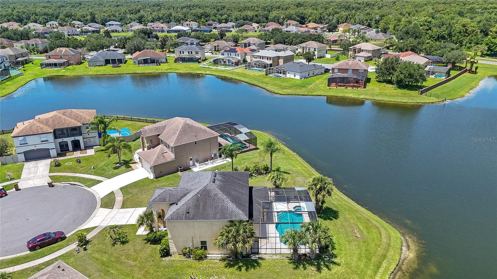 CALLA LILY COVE AT CRESCENT LAKE - Residential