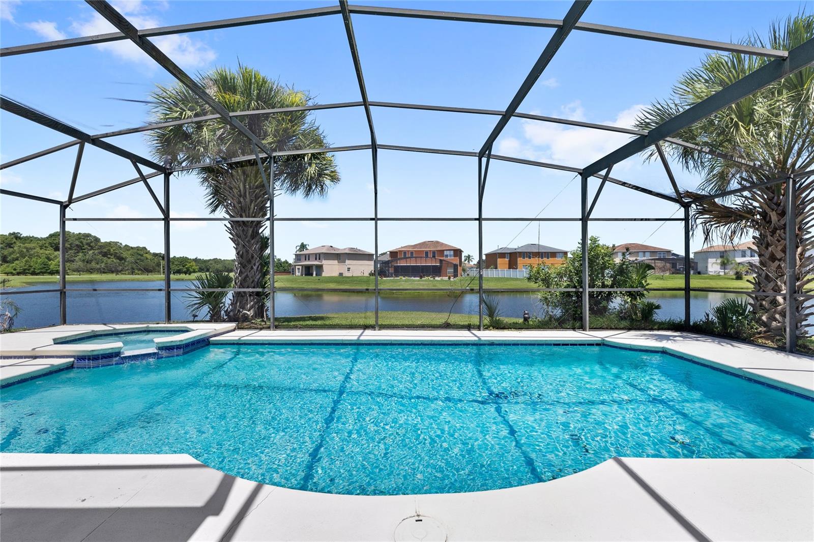 CALLA LILY COVE AT CRESCENT LAKE - Residential