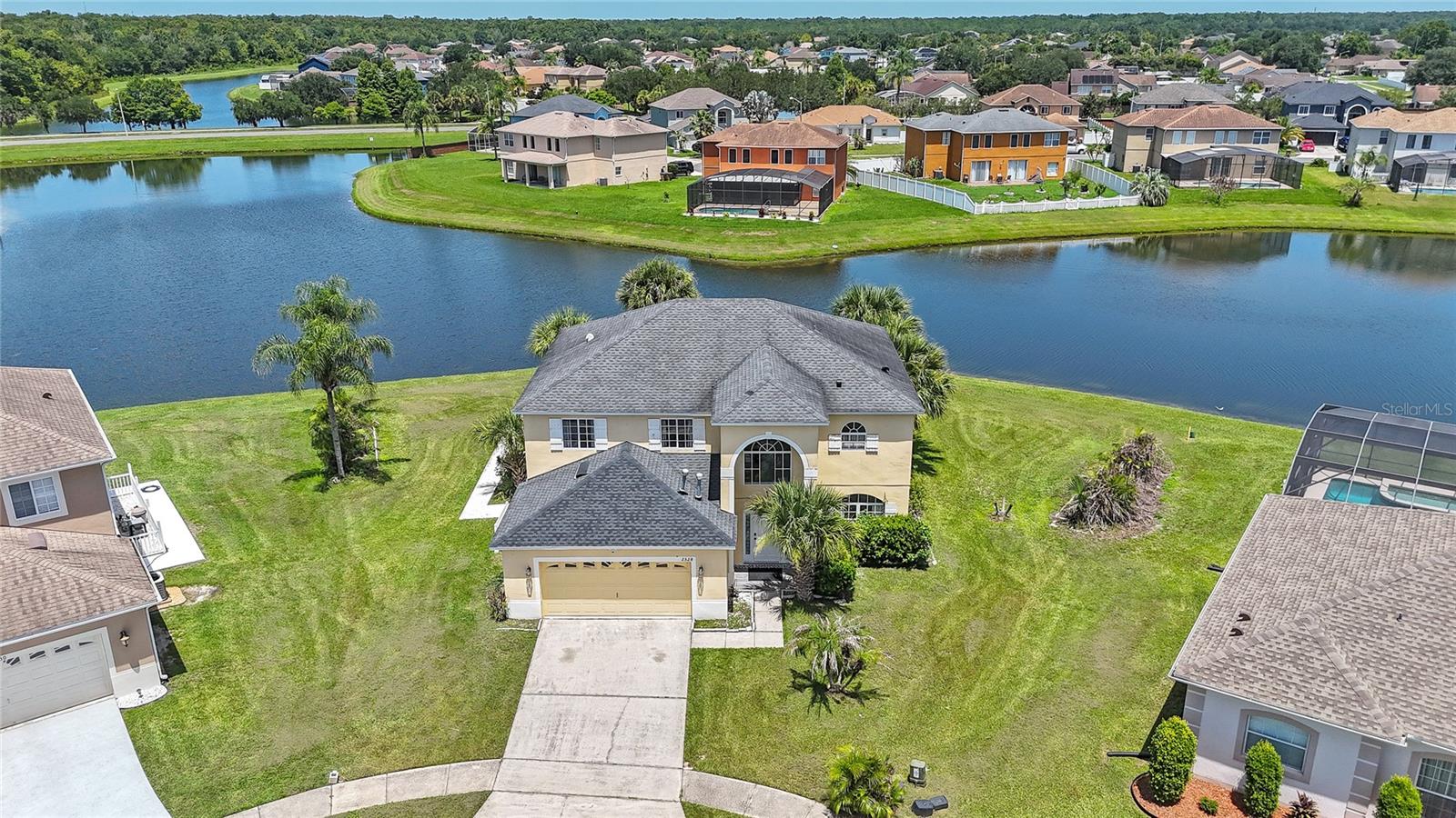 CALLA LILY COVE AT CRESCENT LAKE - Residential