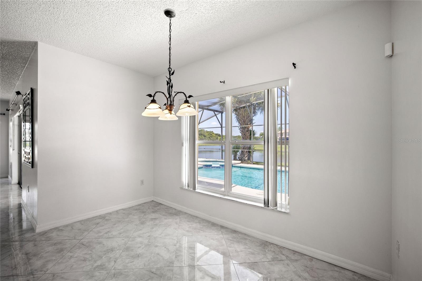 CALLA LILY COVE AT CRESCENT LAKE - Residential