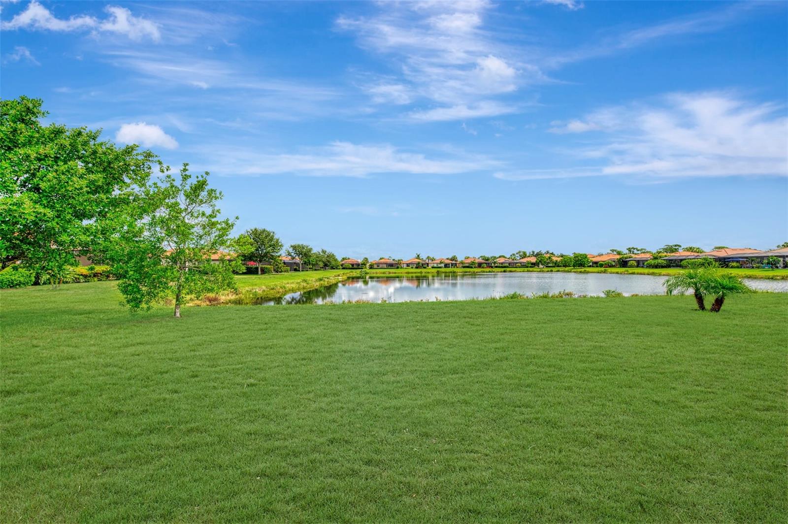 WATERCREST UN 1 - Residential