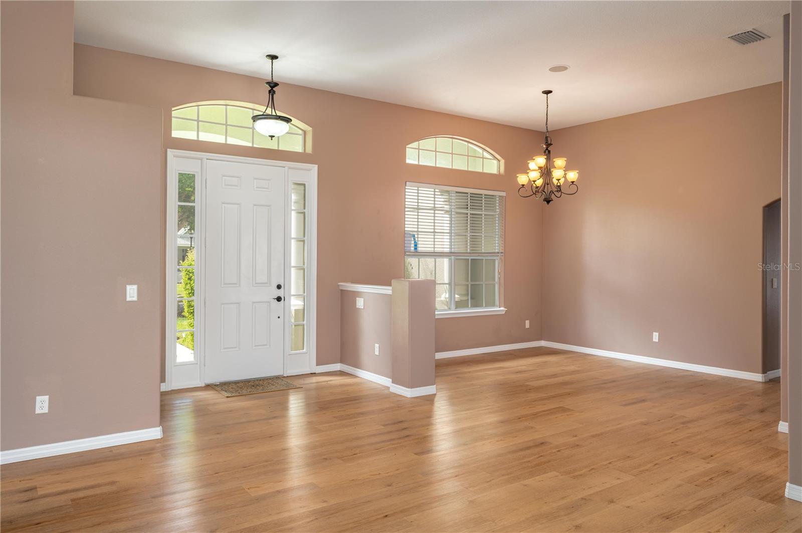 ESTATES/AUBURNDALE - Residential