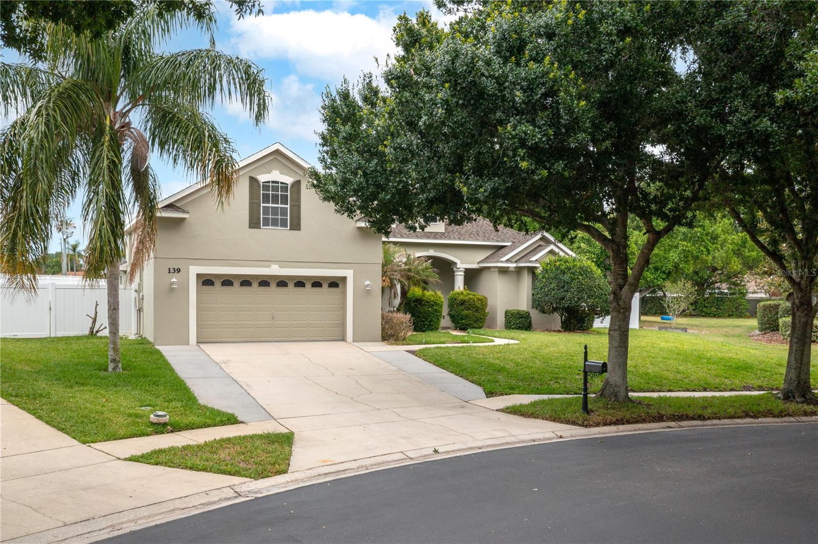 ESTATES/AUBURNDALE - Residential