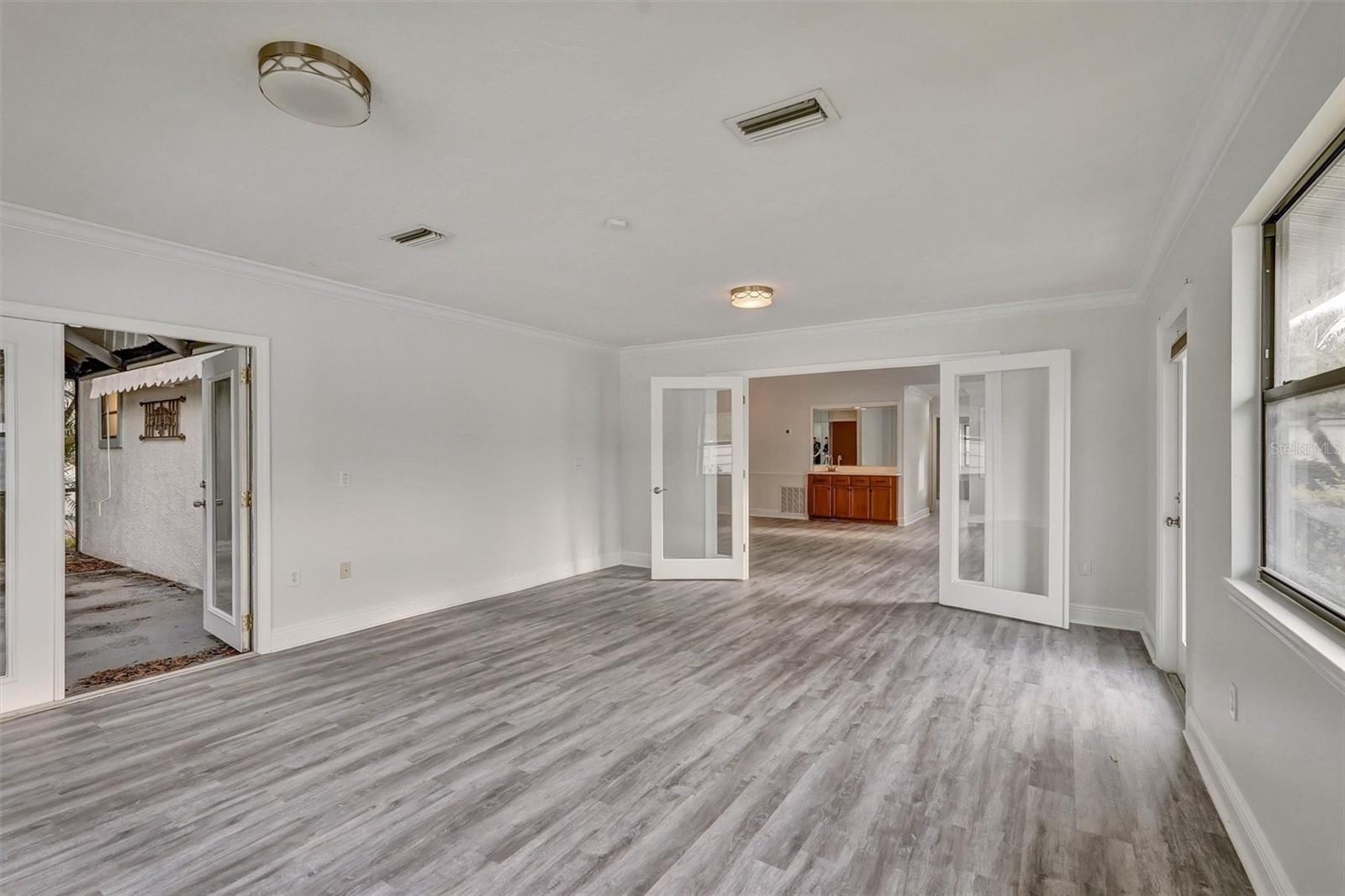 PINE TRACE - Residential