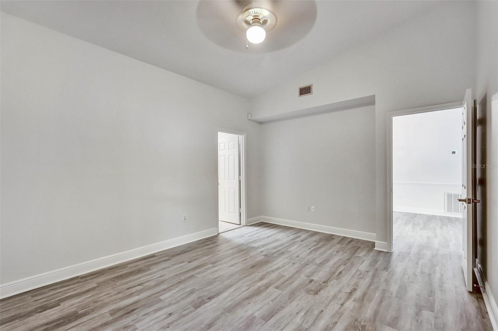 PINE TRACE - Residential