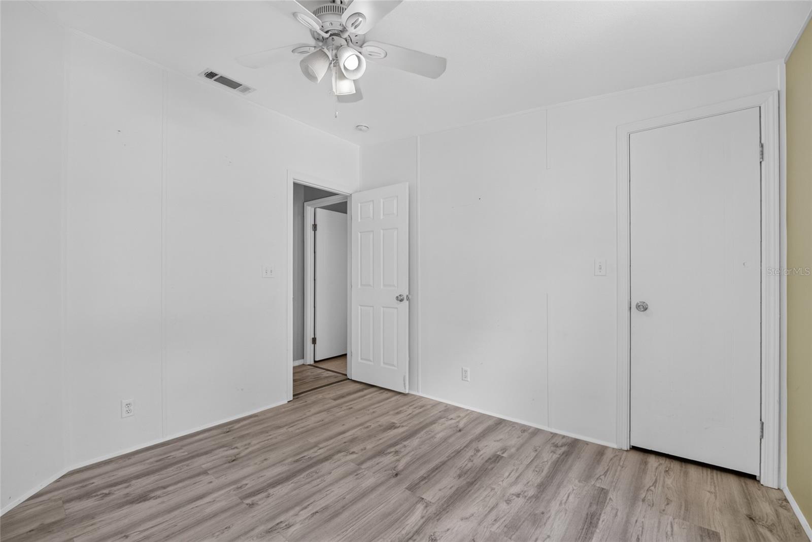 FRUITLAND PARK - Residential