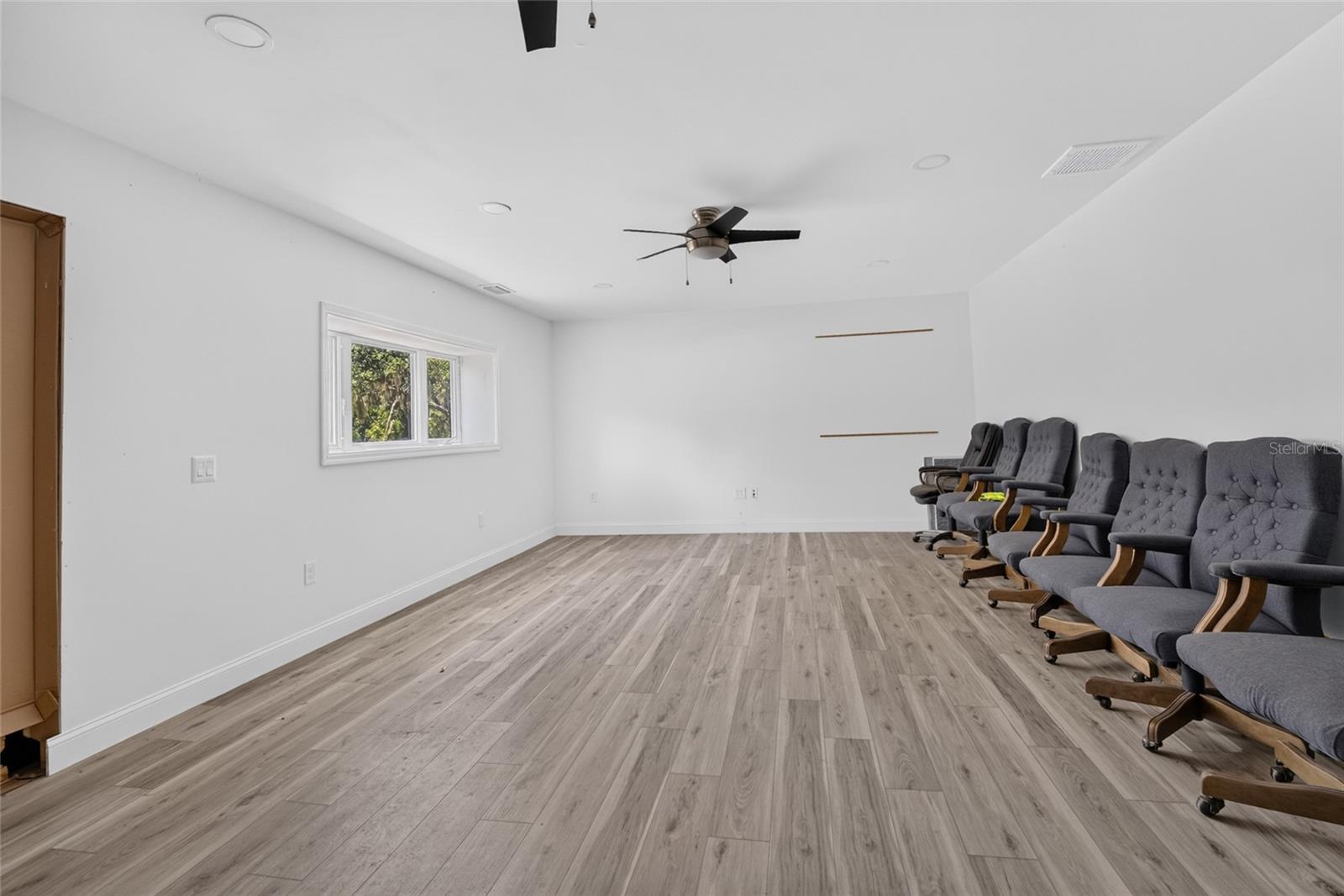 FRUITLAND PARK - Residential