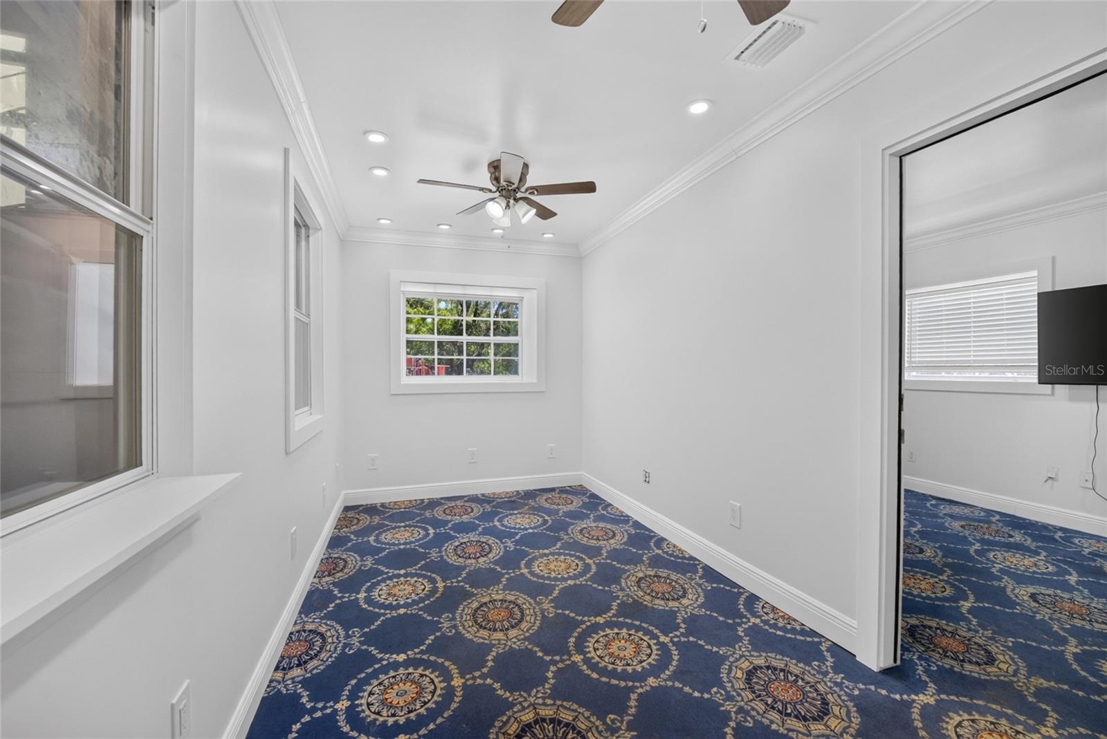 FRUITLAND PARK - Residential