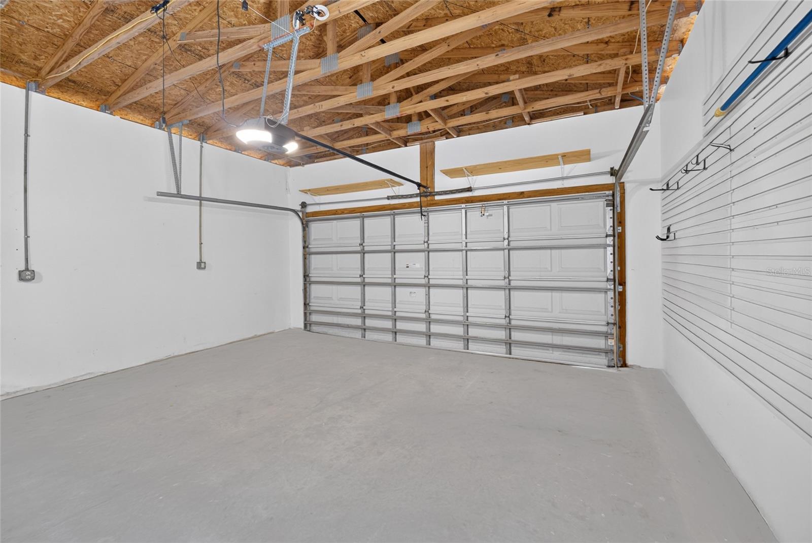 FRUITLAND PARK - Residential